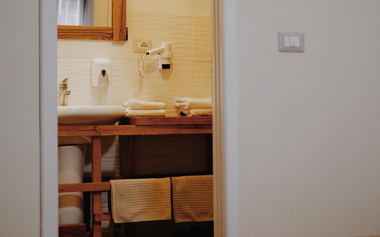 At Pikotiko'S - Korca City Rooms For Rent Esterno foto
