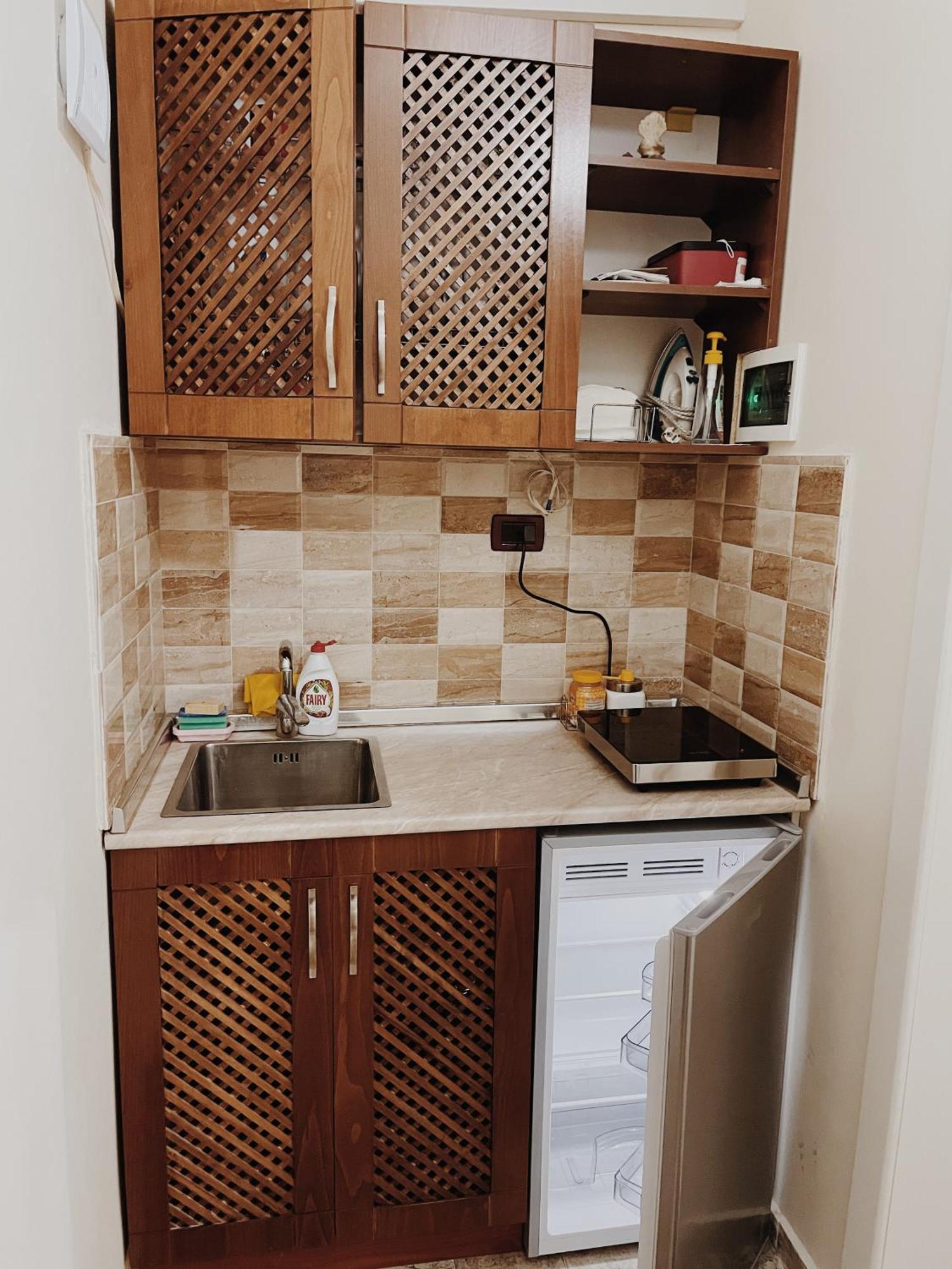At Pikotiko'S - Korca City Rooms For Rent Esterno foto