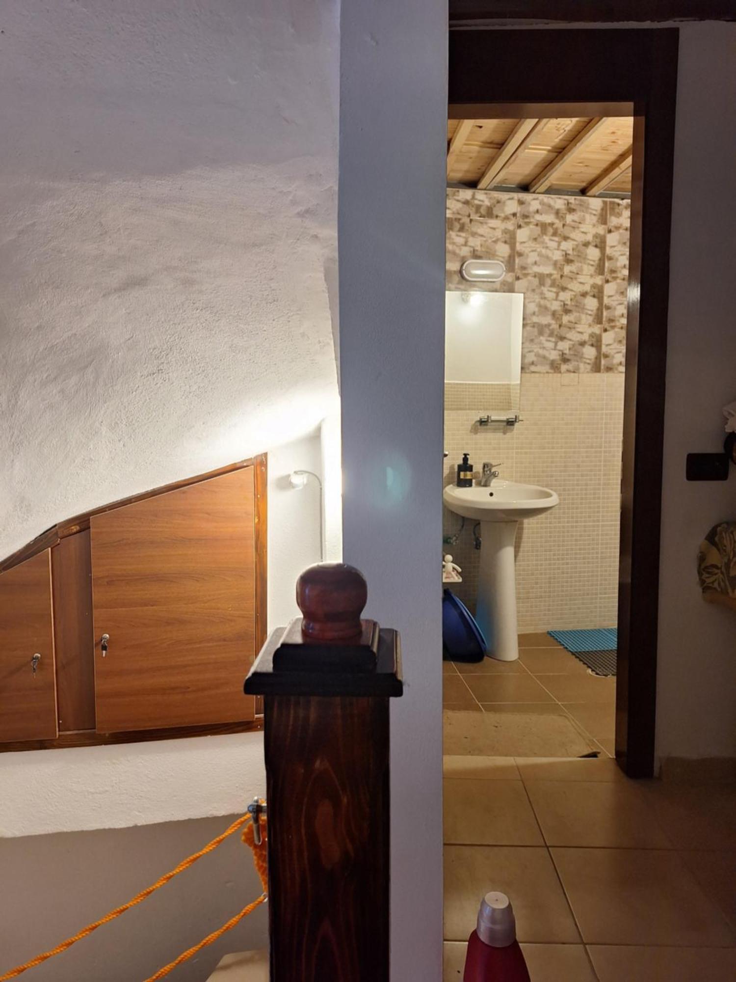 At Pikotiko'S - Korca City Rooms For Rent Esterno foto