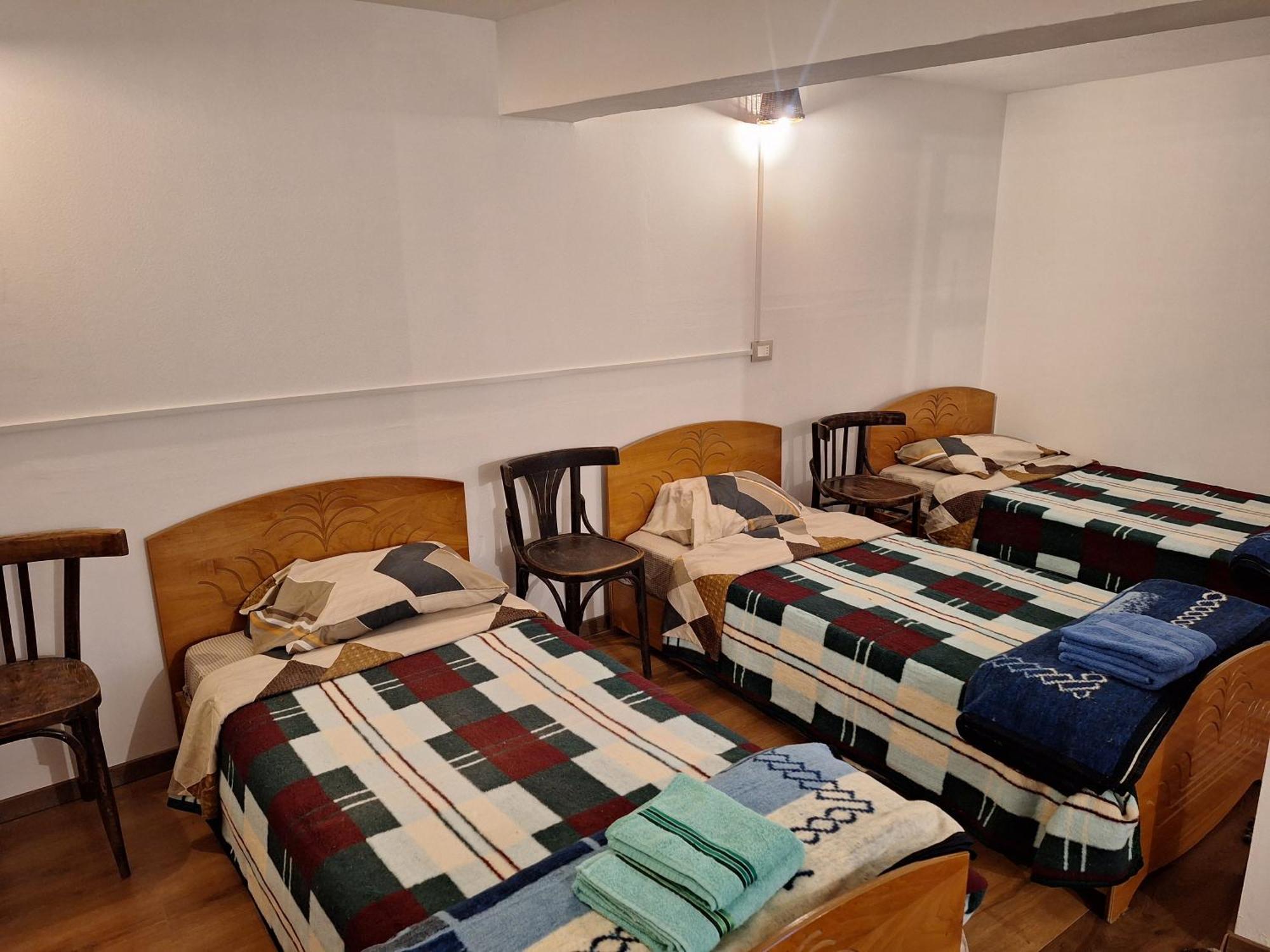 At Pikotiko'S - Korca City Rooms For Rent Esterno foto